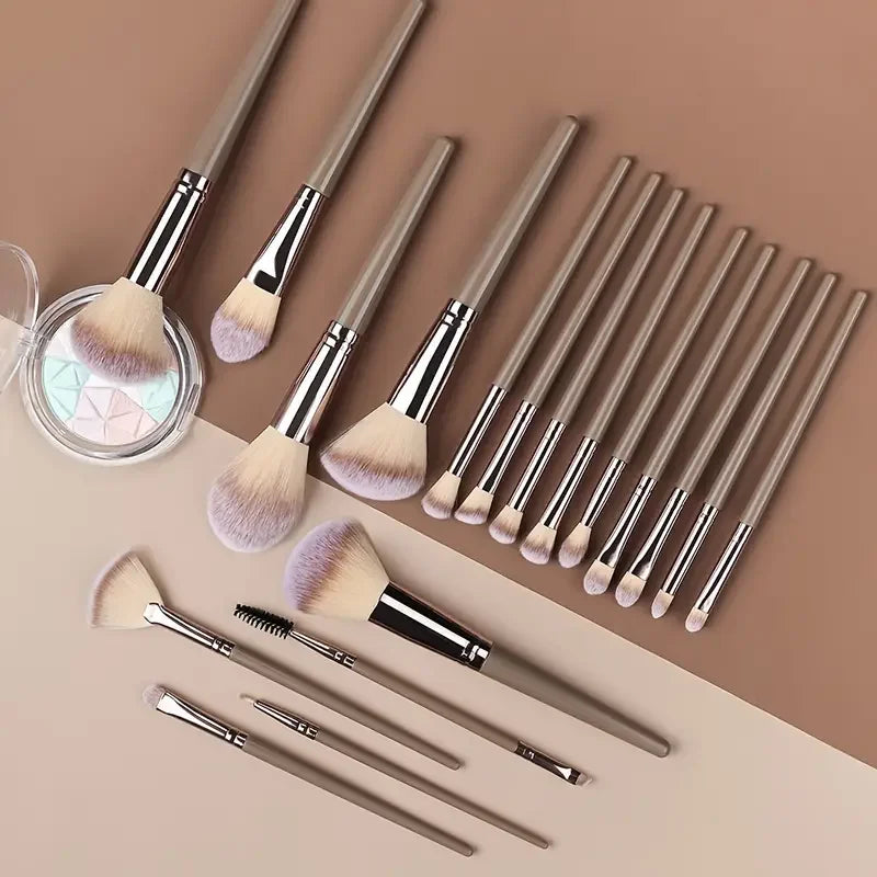 Set de Brochas Profesionales de Maquillaje